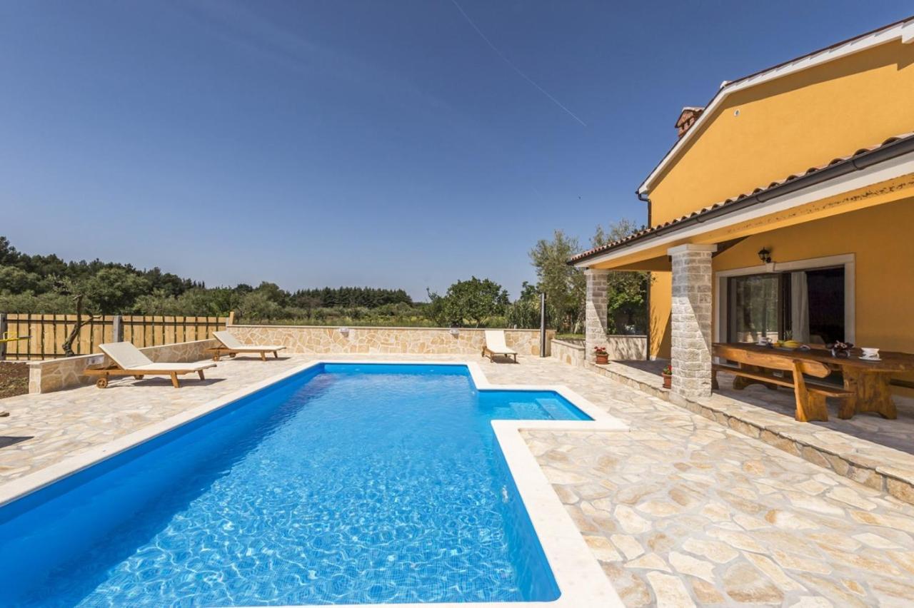 Spacious Four-Bedroom Villa Marija Klostar Exterior foto