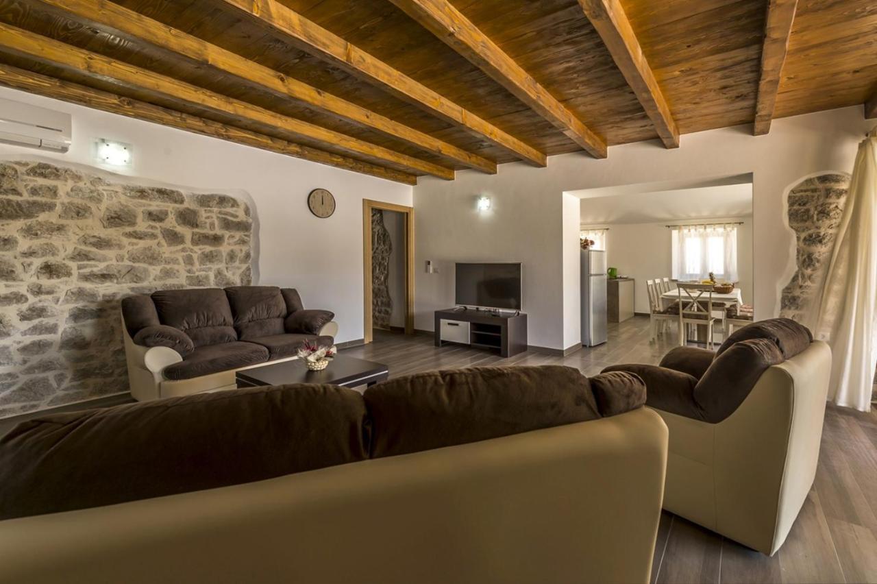 Spacious Four-Bedroom Villa Marija Klostar Exterior foto